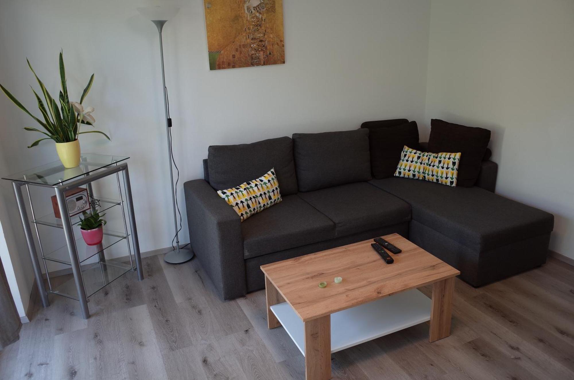 Simona's Place-free Private Parking *