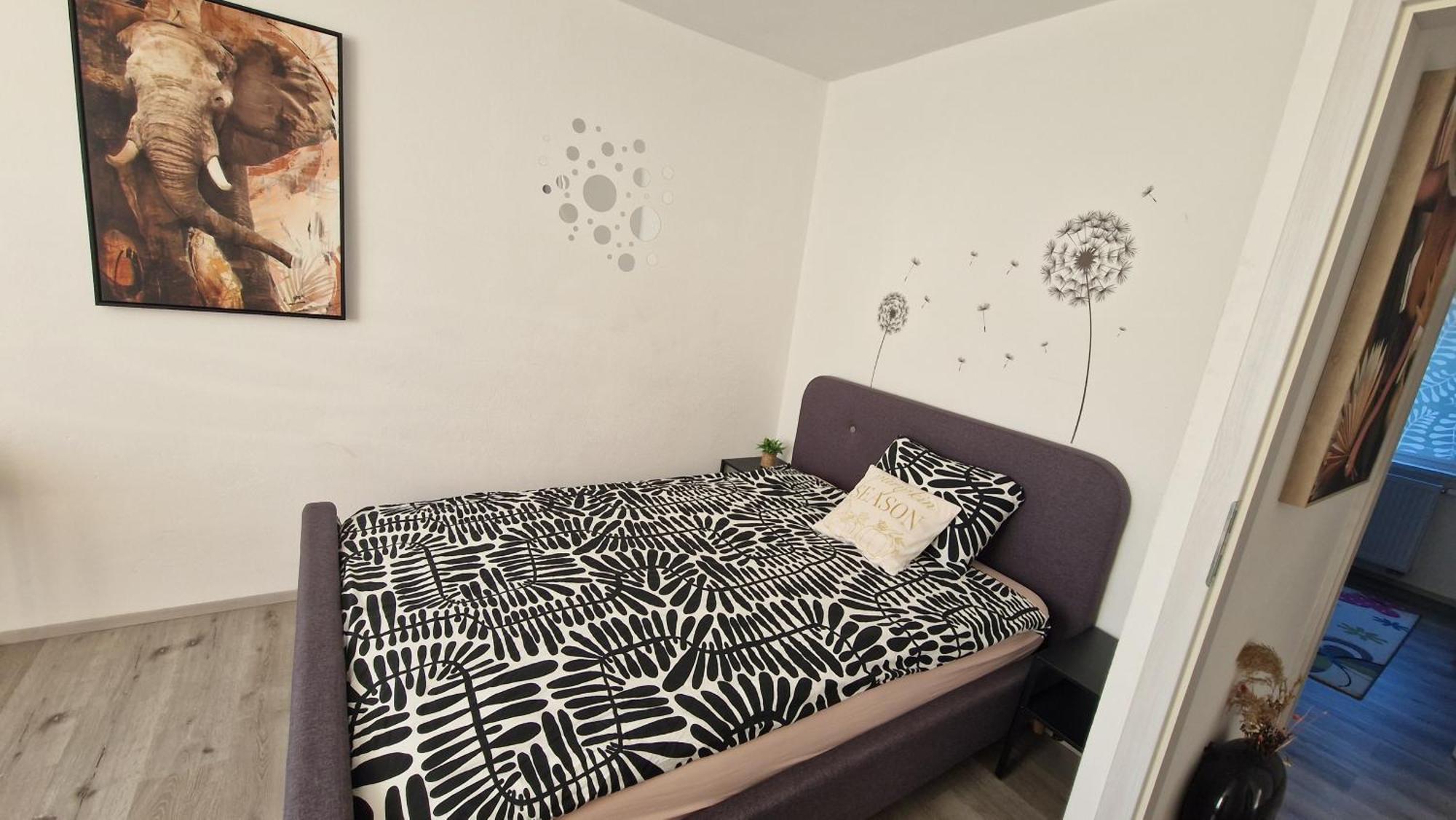 Simona's Place-free Private Parking